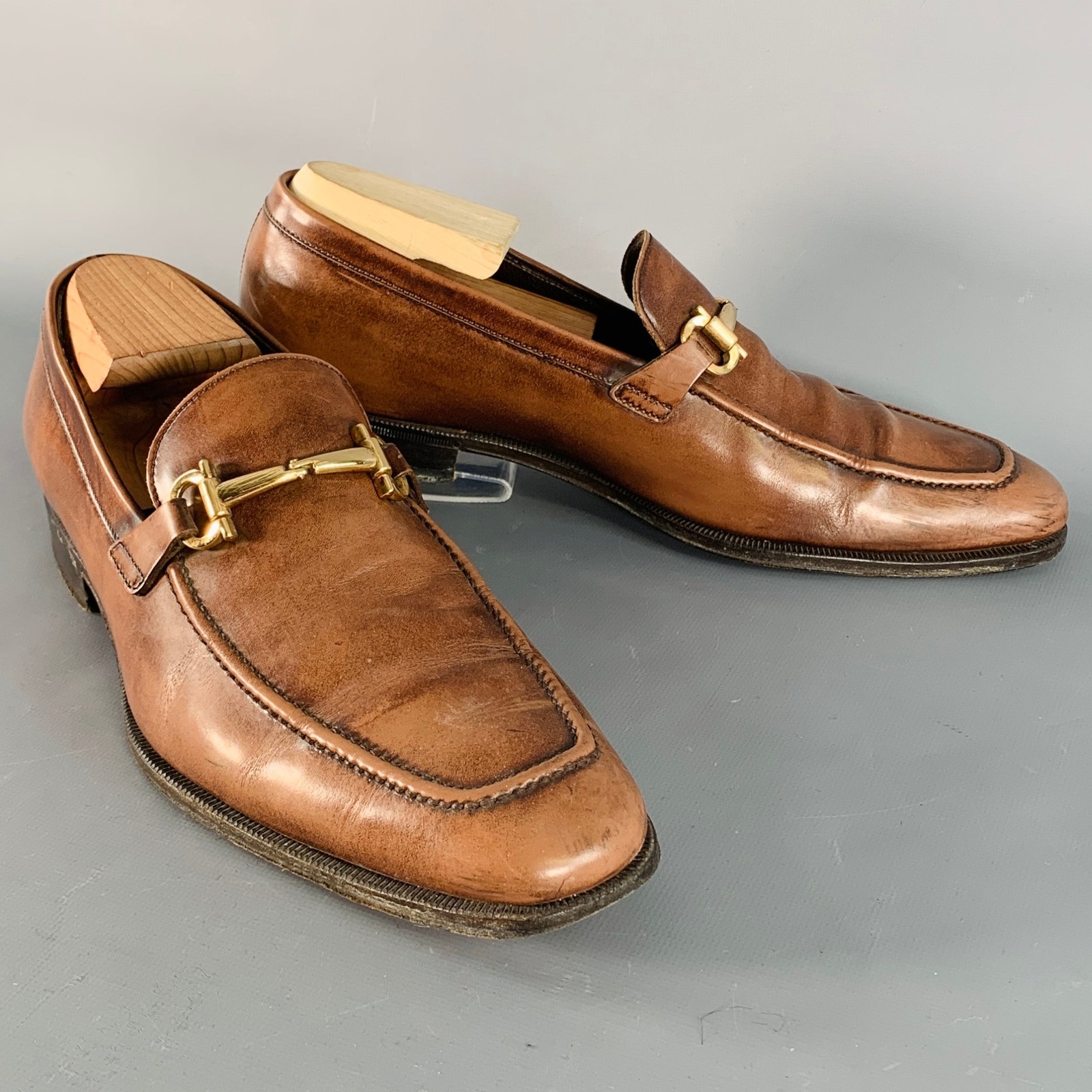 Salvatore Ferragamo Size 7 Brown Gold Leather Horsebit Loafers